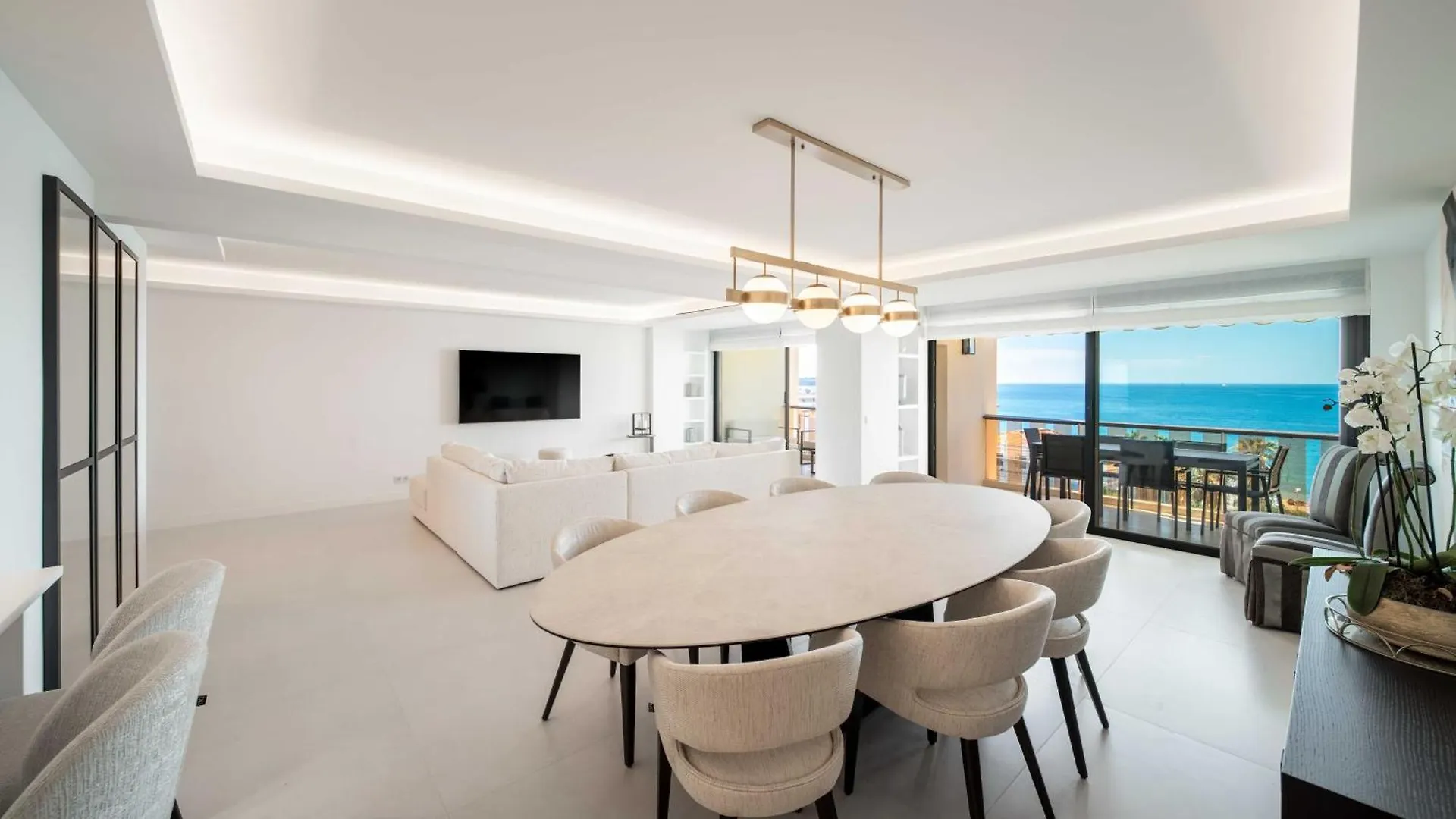 Charming Oasis With Terrace 4 Bd- 8P - Cannes Appartamento